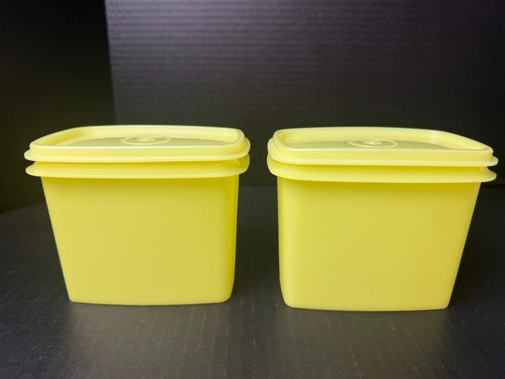 Tupperware 1243-5 & 8 Sunflower Yellow Shelf Savers Containers Set of 2 1970's